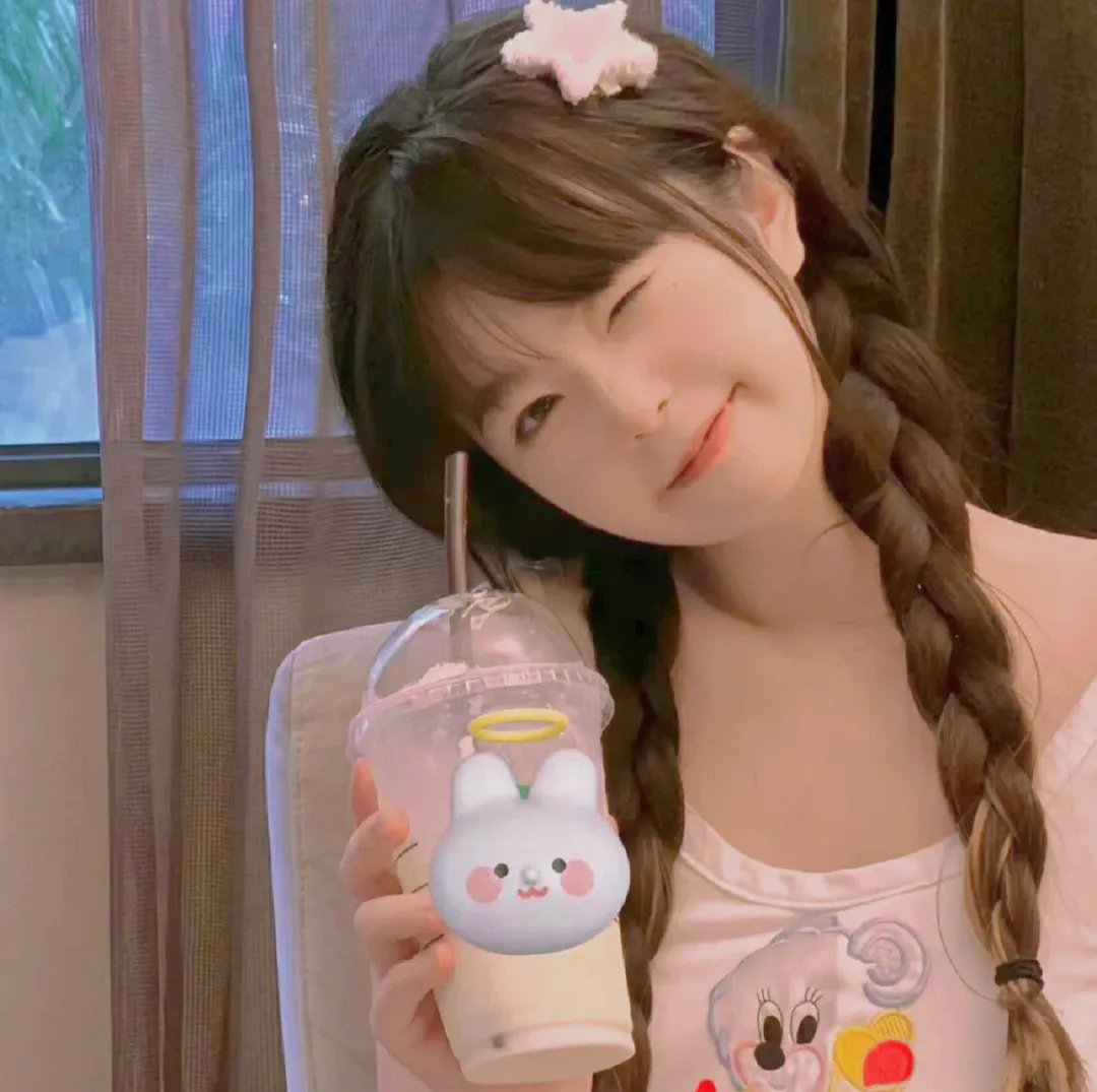 天师我啊，真的不想吃软饭